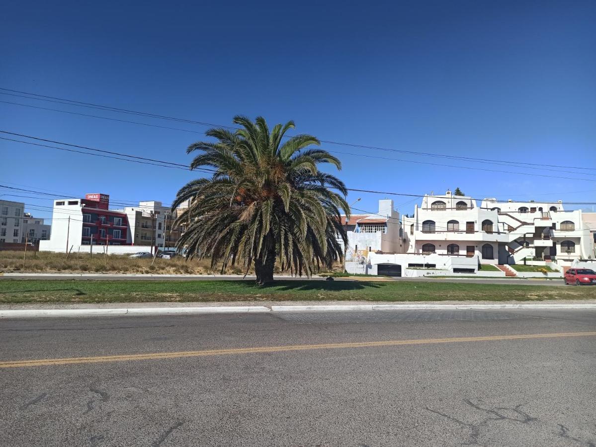 Epic Temporario Madryn Apartment ปูแอร์โตมาดริน ภายนอก รูปภาพ